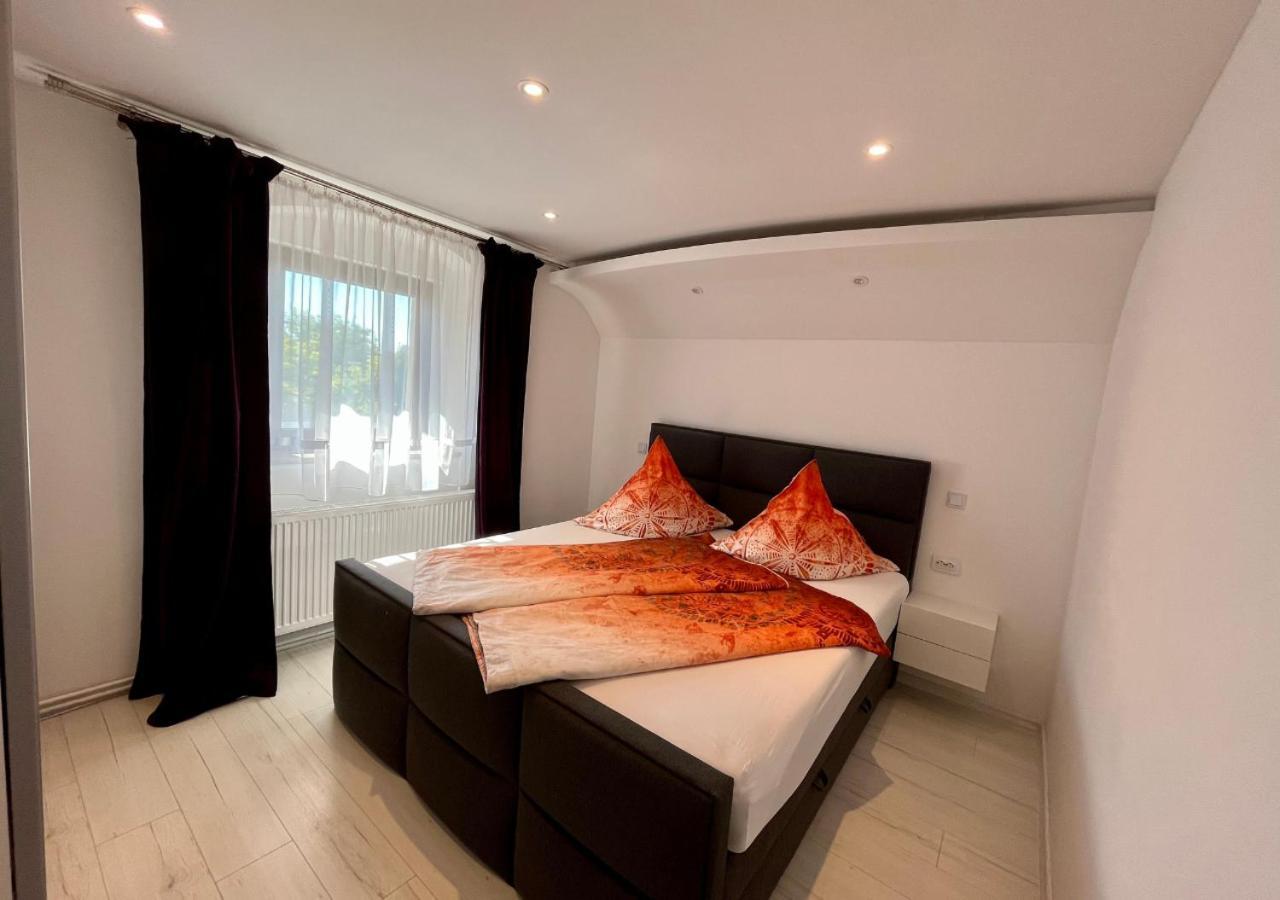 Ferien- Und Businesswohnung Relax Im Ersten Stock Sonnen Luaran gambar